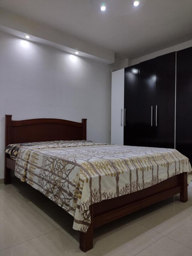 Apartamento Frente Al Aeropuerto De マイケティア エクステリア 写真