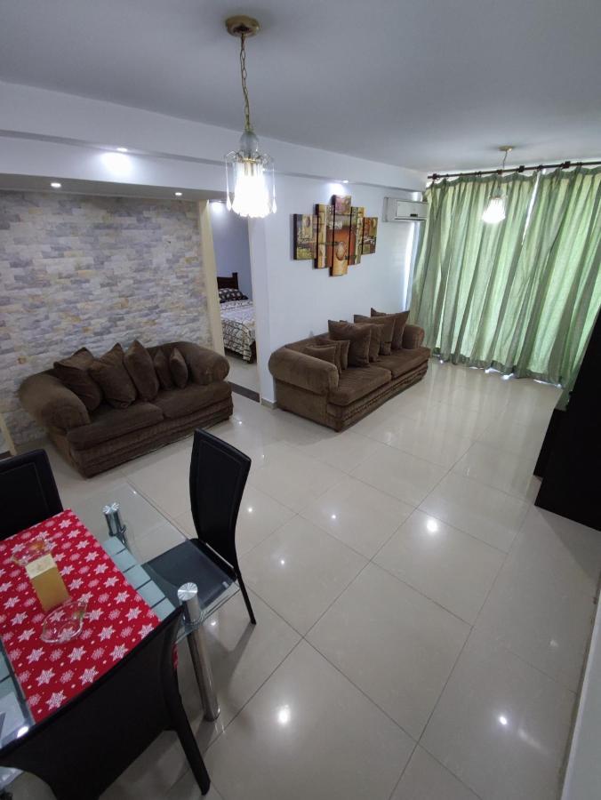 Apartamento Frente Al Aeropuerto De マイケティア エクステリア 写真