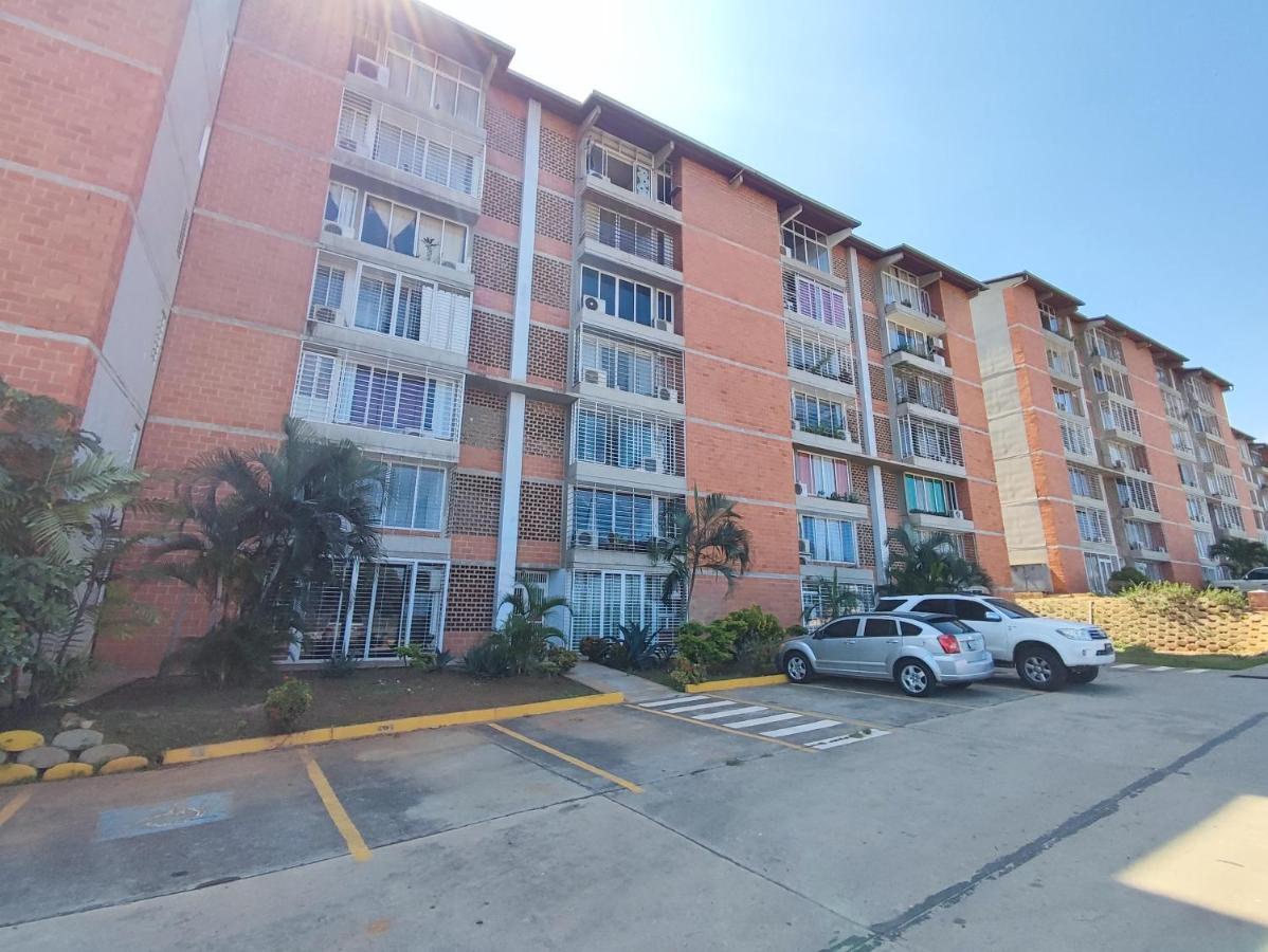 Apartamento Frente Al Aeropuerto De マイケティア エクステリア 写真